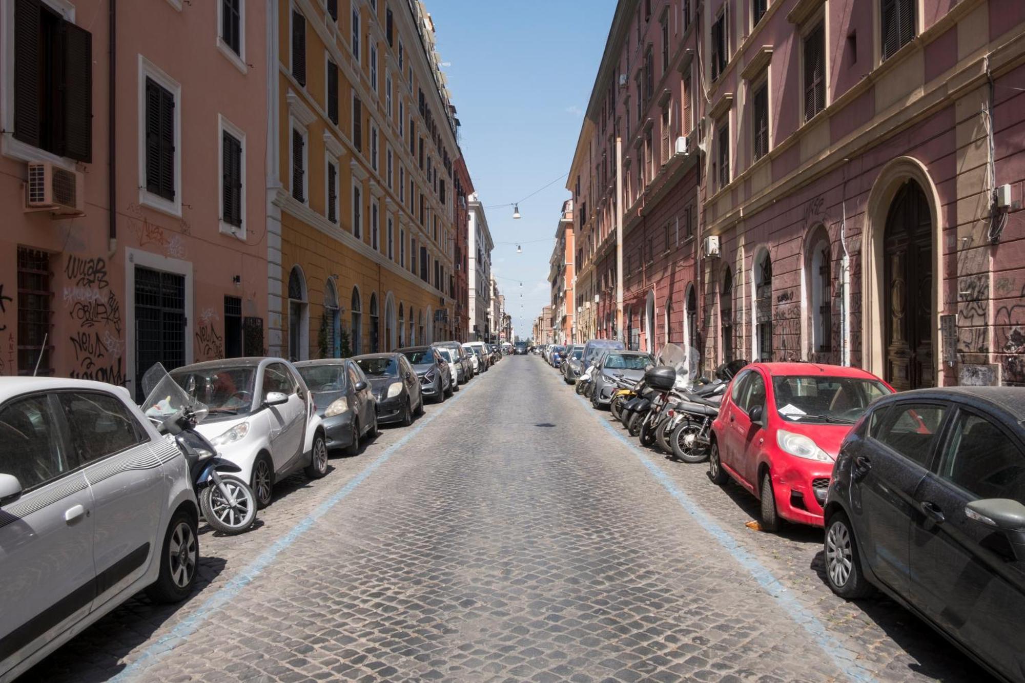 Half Palace, Relaxing Apartment In Rome San Lorenzo Exterior foto