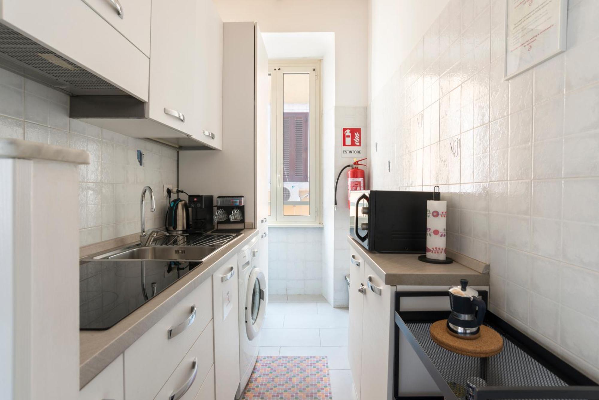 Half Palace, Relaxing Apartment In Rome San Lorenzo Exterior foto