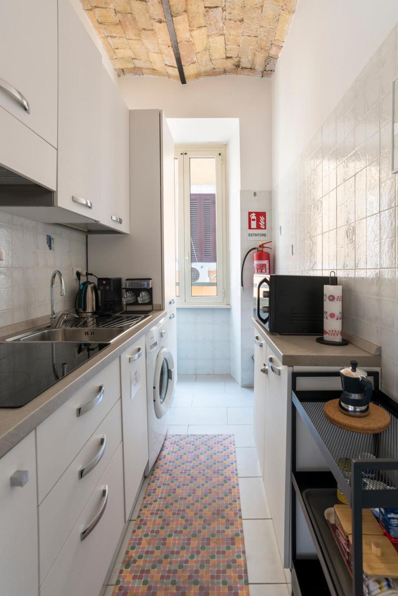 Half Palace, Relaxing Apartment In Rome San Lorenzo Exterior foto
